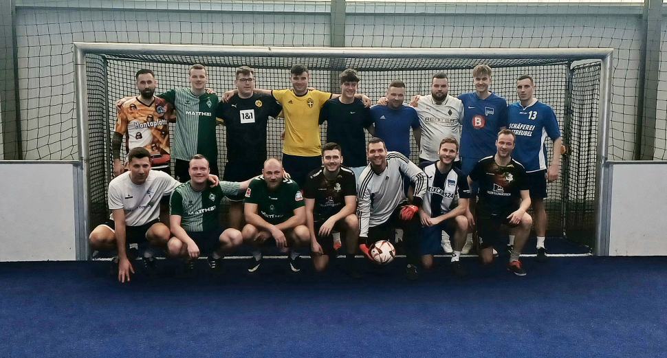 >Mannschaftsfoto SV Traktor Schlalach